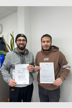 Khzam Akram und Alsharif Alsaleh Obaid